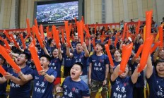 开云体育入口-建业队员坚韧不拔，拼尽全力为球迷夺得胜利的简单介绍