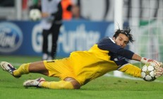 开云体育平台APP-当华南虎遇上北美铁骑，范弗利特如何用个人能力重写篮球叙事