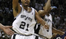 开云官方app入口-马刺队战绩下滑，急需重整旗鼓