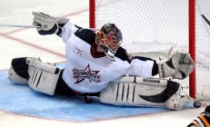 开云体育下载-文班亚马的教科书之夜，马刺对阵热火，一位新星的完美定义