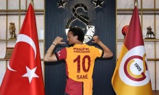 开云体育直播-包含那不勒斯完胜葡萄牙，萨内扛起全队的词条