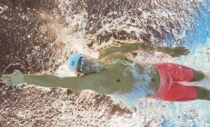 开云足球直播-马丁内利闪耀生死战，尼日利亚力克挪威书写非洲足球新篇章