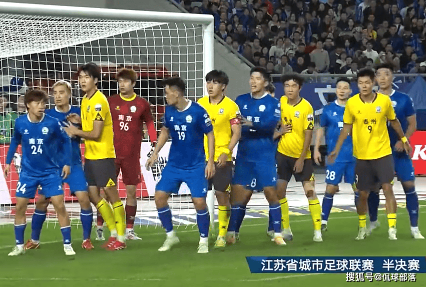 瓦楚克VS里亚纳，一方抢下连续五个角球的简单介绍