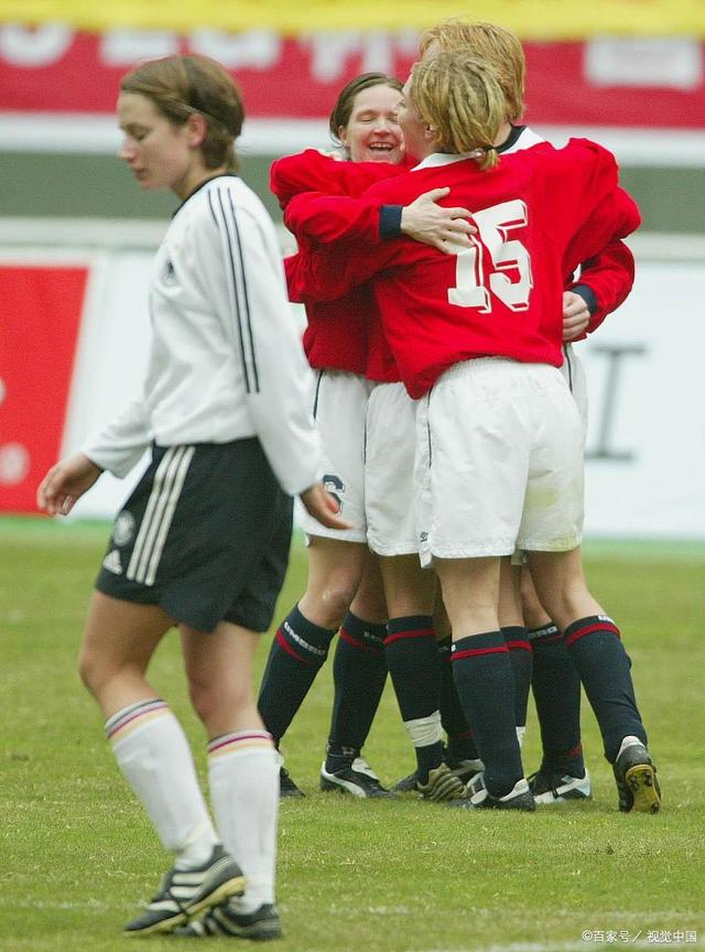 西班牙队全力备战欧预赛对决挪威