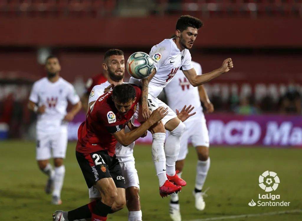 包含格拉纳达客场惜败,皇家社会保持不败的词条 包含格拉纳达客场惜败,皇家社会保持不败的词条