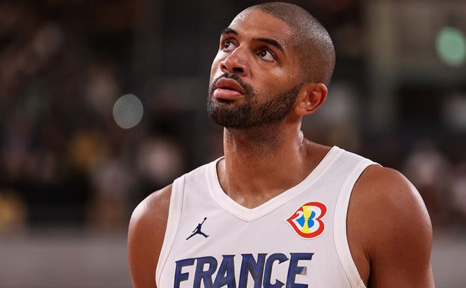 法国队险胜日本队，辛杜统治全场