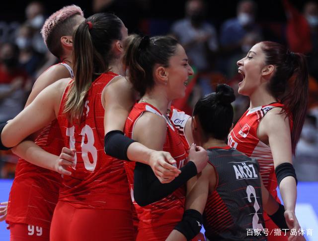 包含波兰队横扫奥地利队,梁靖崑高光表现的词条 包含波兰队横扫奥地利队,梁靖崑高光表现的词条