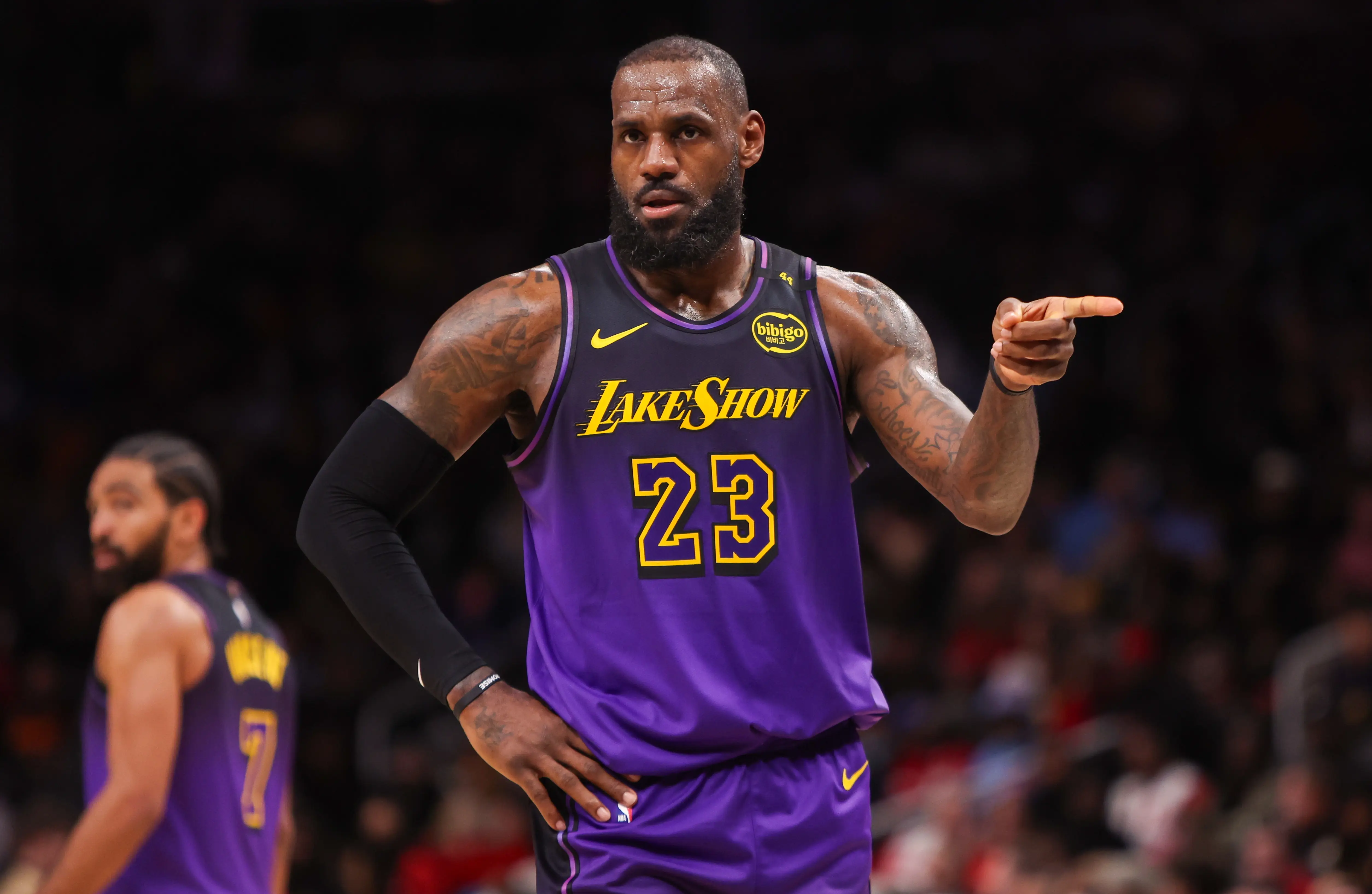 包含湖人完胜雷霆，米切尔扛起全队的词条