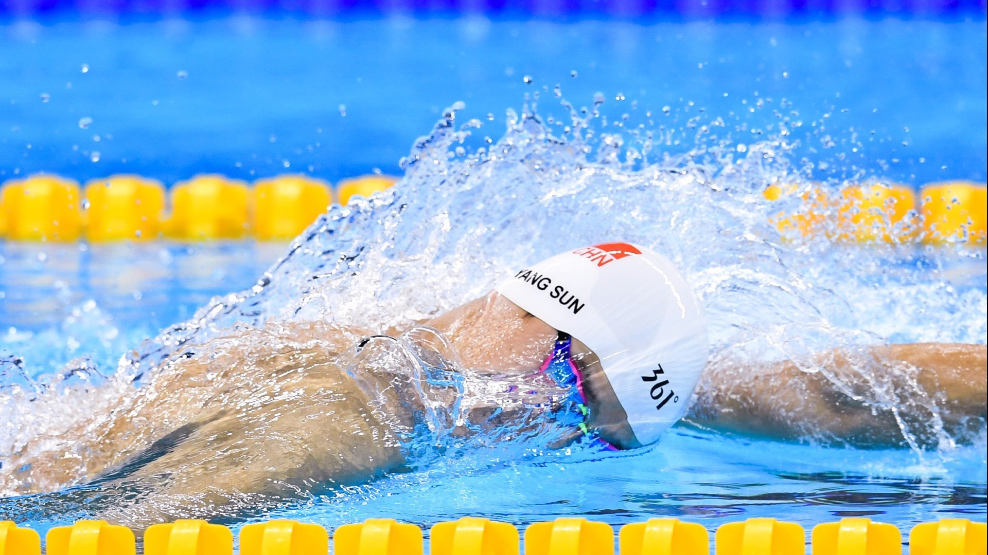 跨界绝杀,从吉林到洛杉矶,竞技场上的主宰时刻