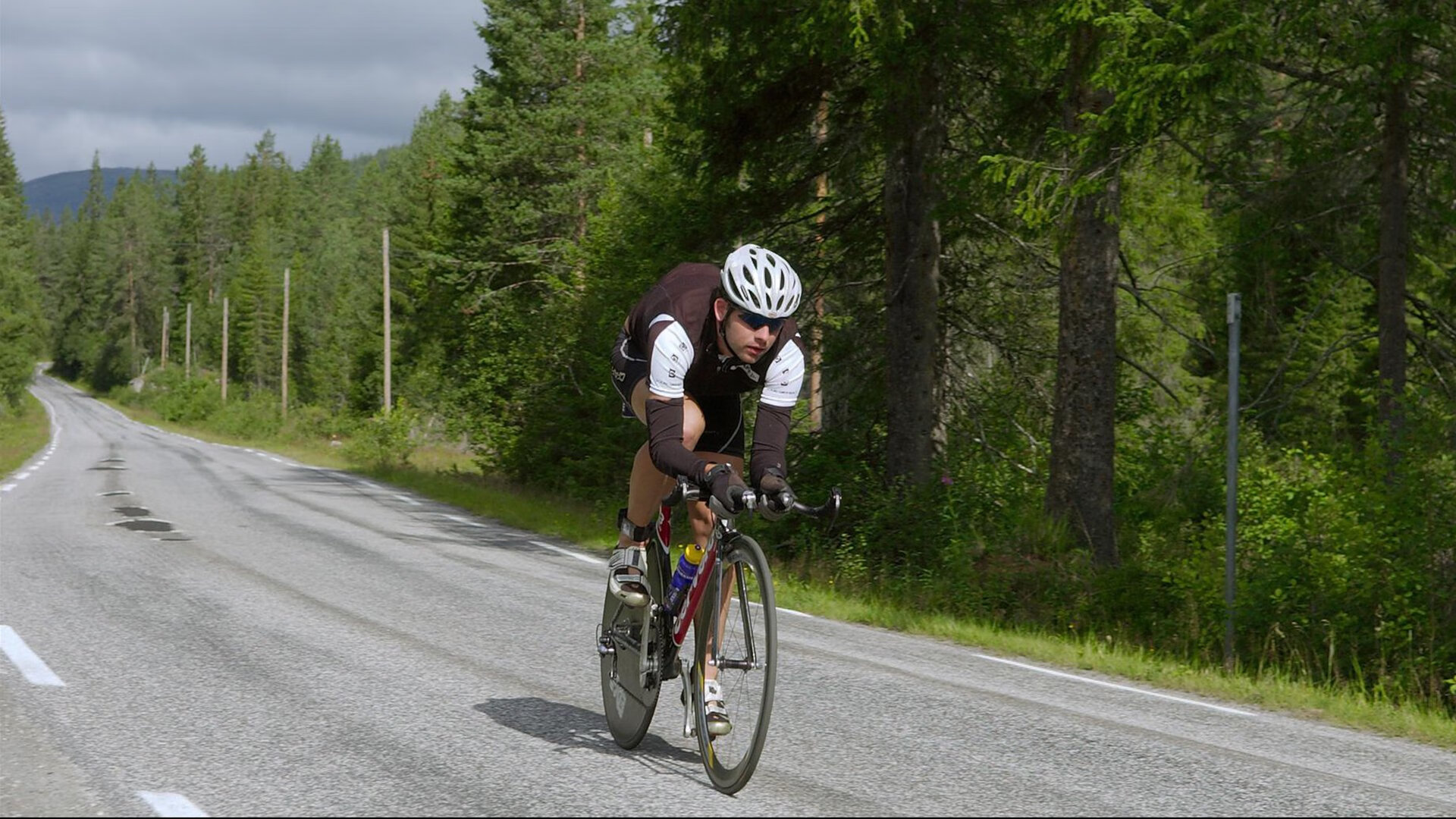 巴雷拉无解统治，雷恩打穿墨西哥—战术解析与赛场启示