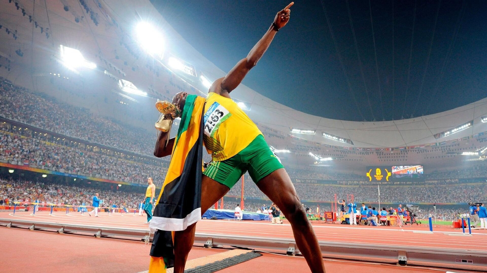 智利硬仗取胜莱比锡红牛，孔德成为关键先生